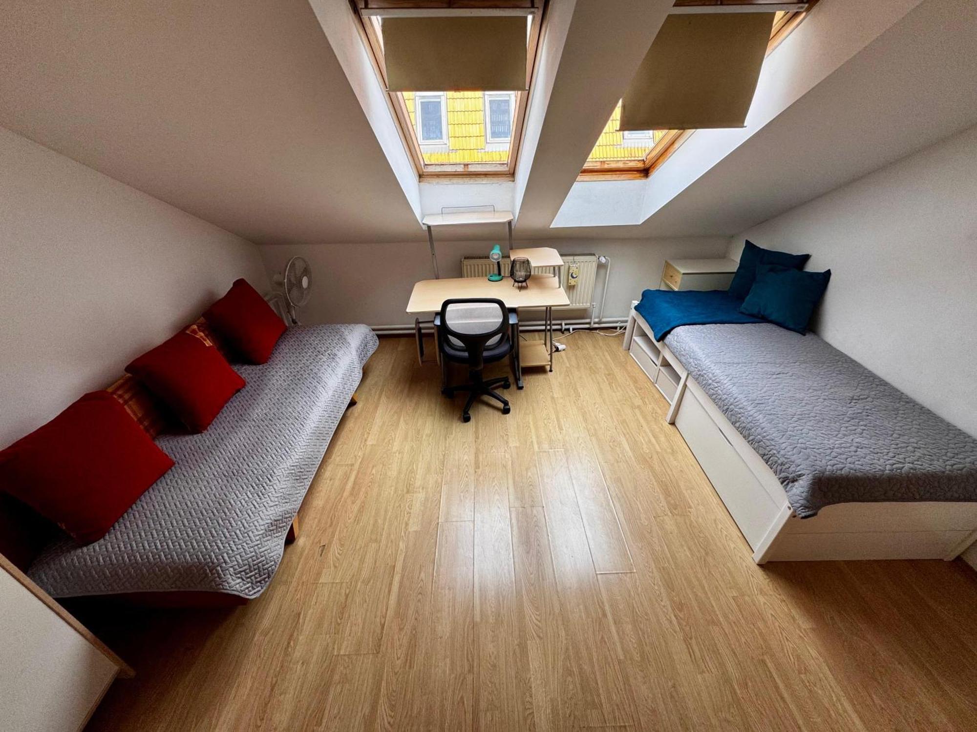 120 M2 Apartment In The Centre Of The Old Town Братислава Екстериор снимка